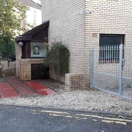 Bright City Centre House - Private Garden & Parking! Villa Glasgow Exterior photo